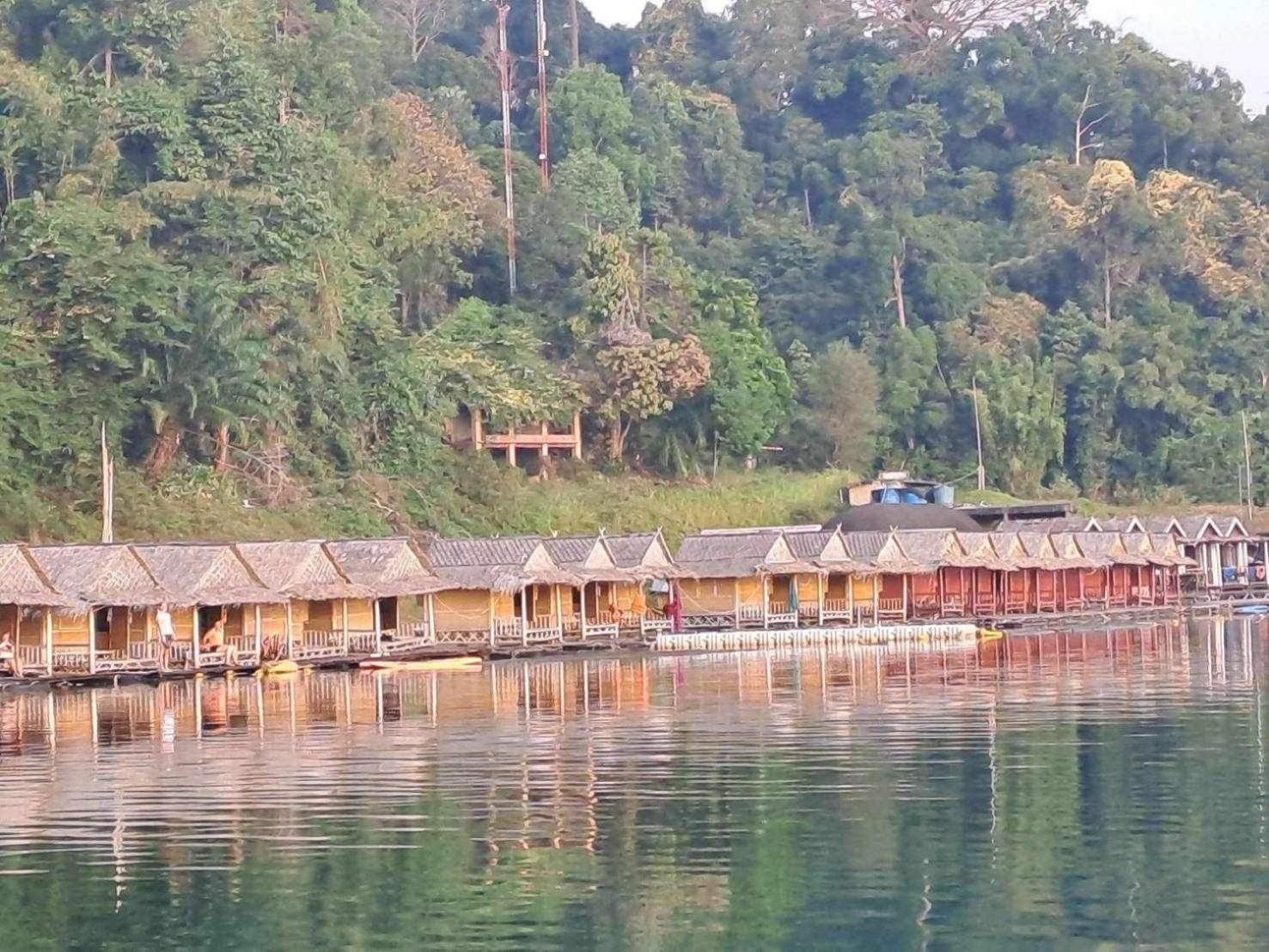 The Liveliwoods Hotel Khao Sok National Park Exterior photo